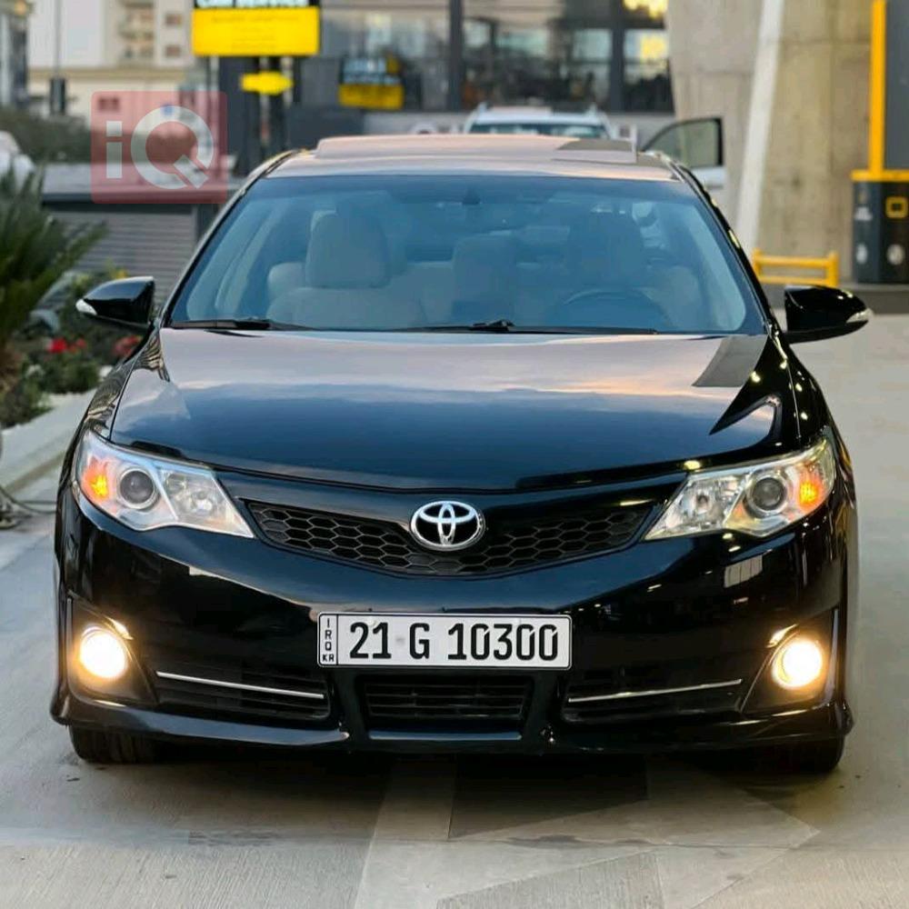 تۆیۆتا کامری